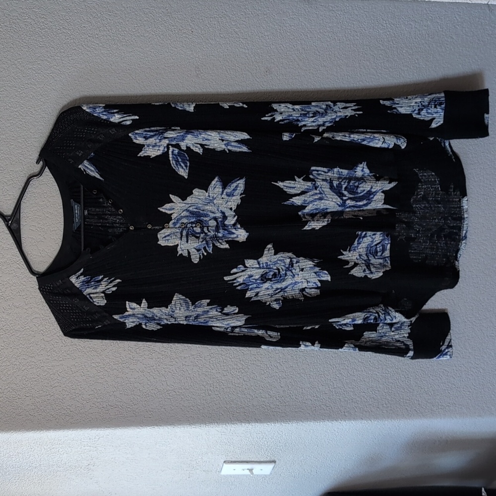 Lucky Brand long sleeve